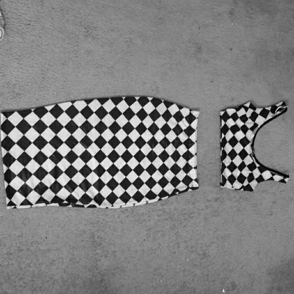 2 peice checkered FASHION NOVA top and skirt